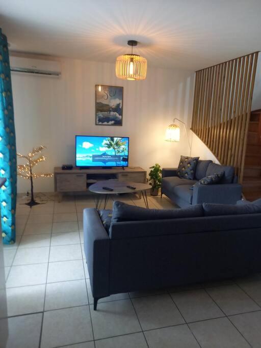 Appartement La Marine Saint-Leu Bagian luar foto