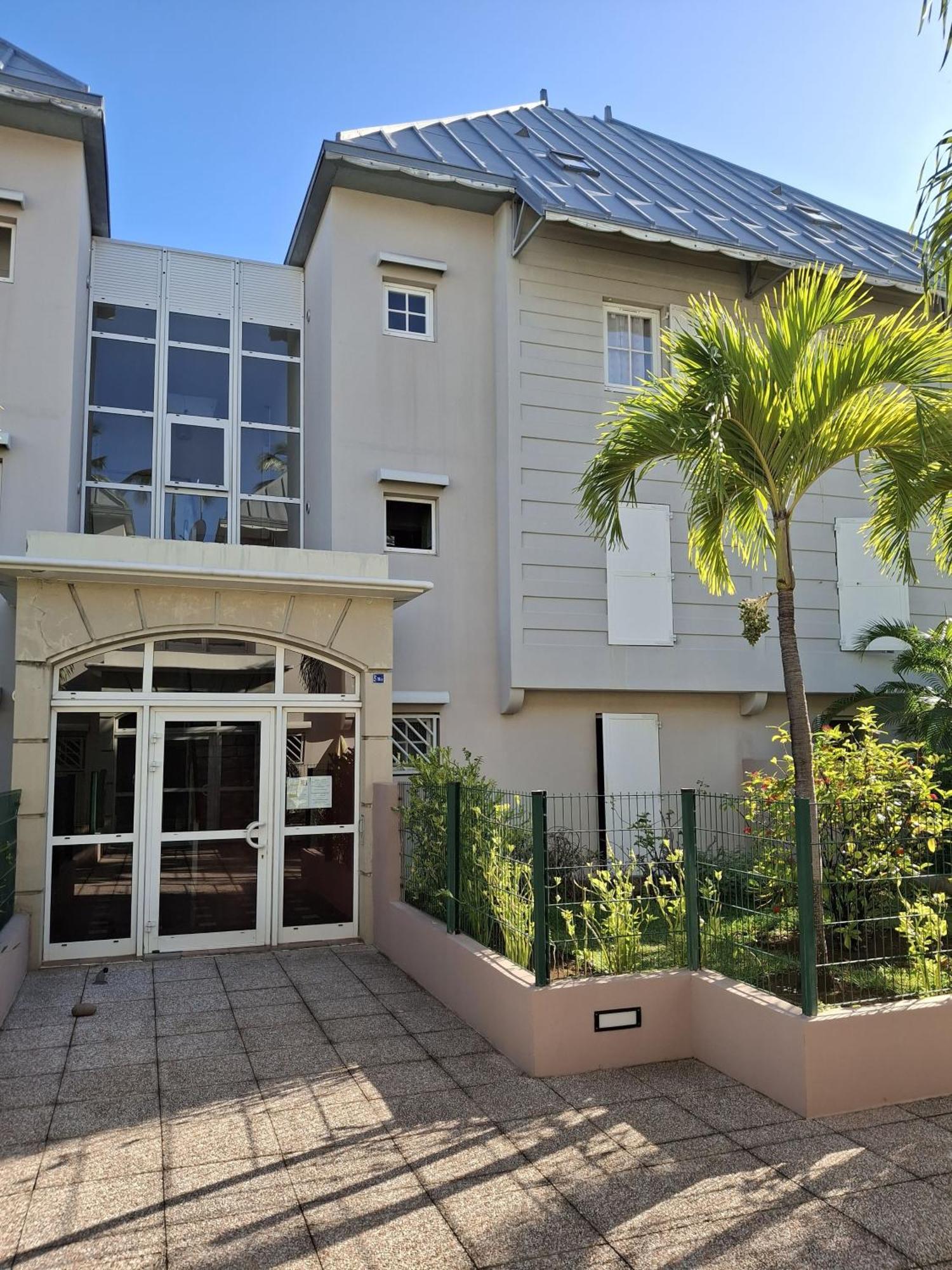 Appartement La Marine Saint-Leu Bagian luar foto